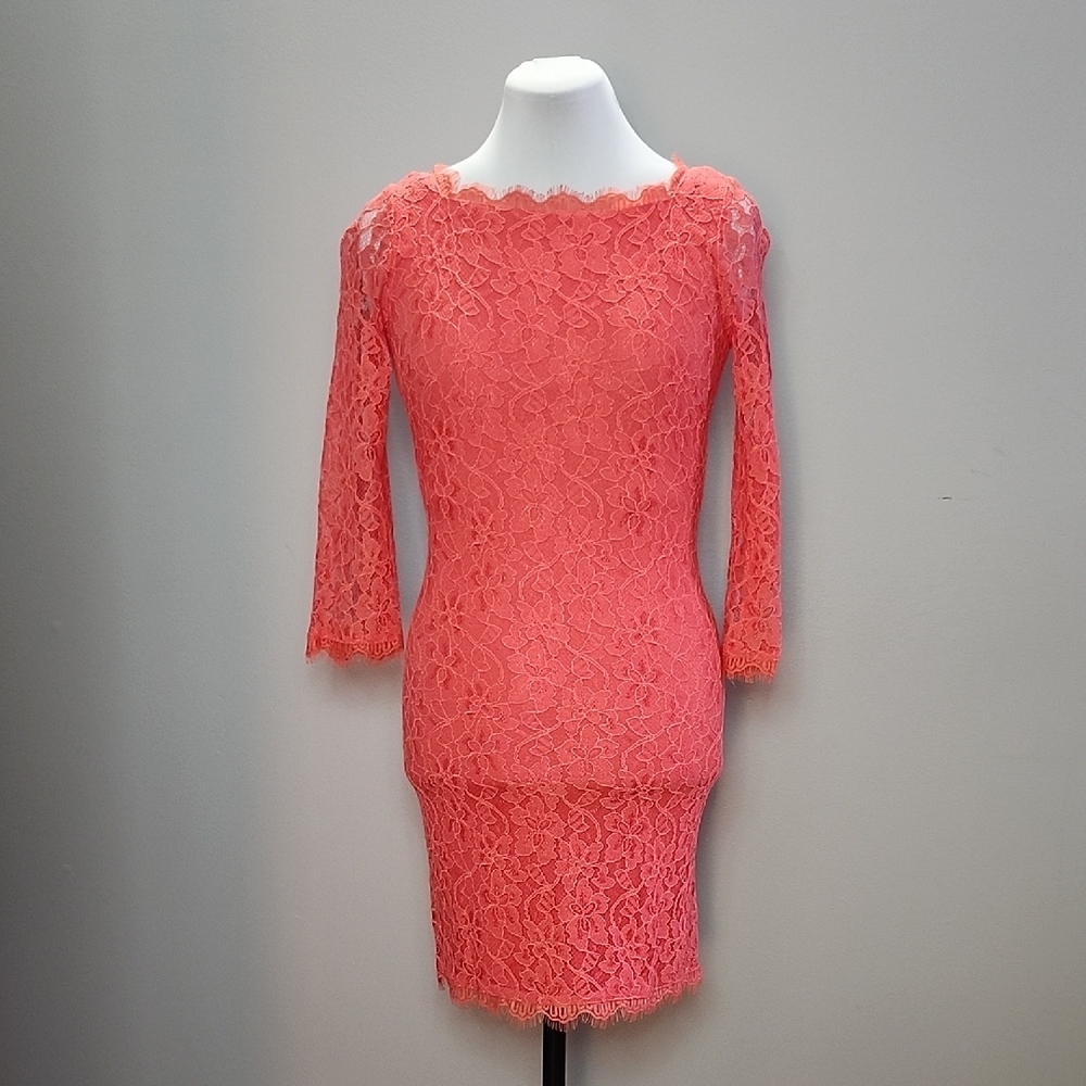 DIANE VON FURSTENBERG Zarita lace coral bodycon cocktail dress - Picture 3 of 16